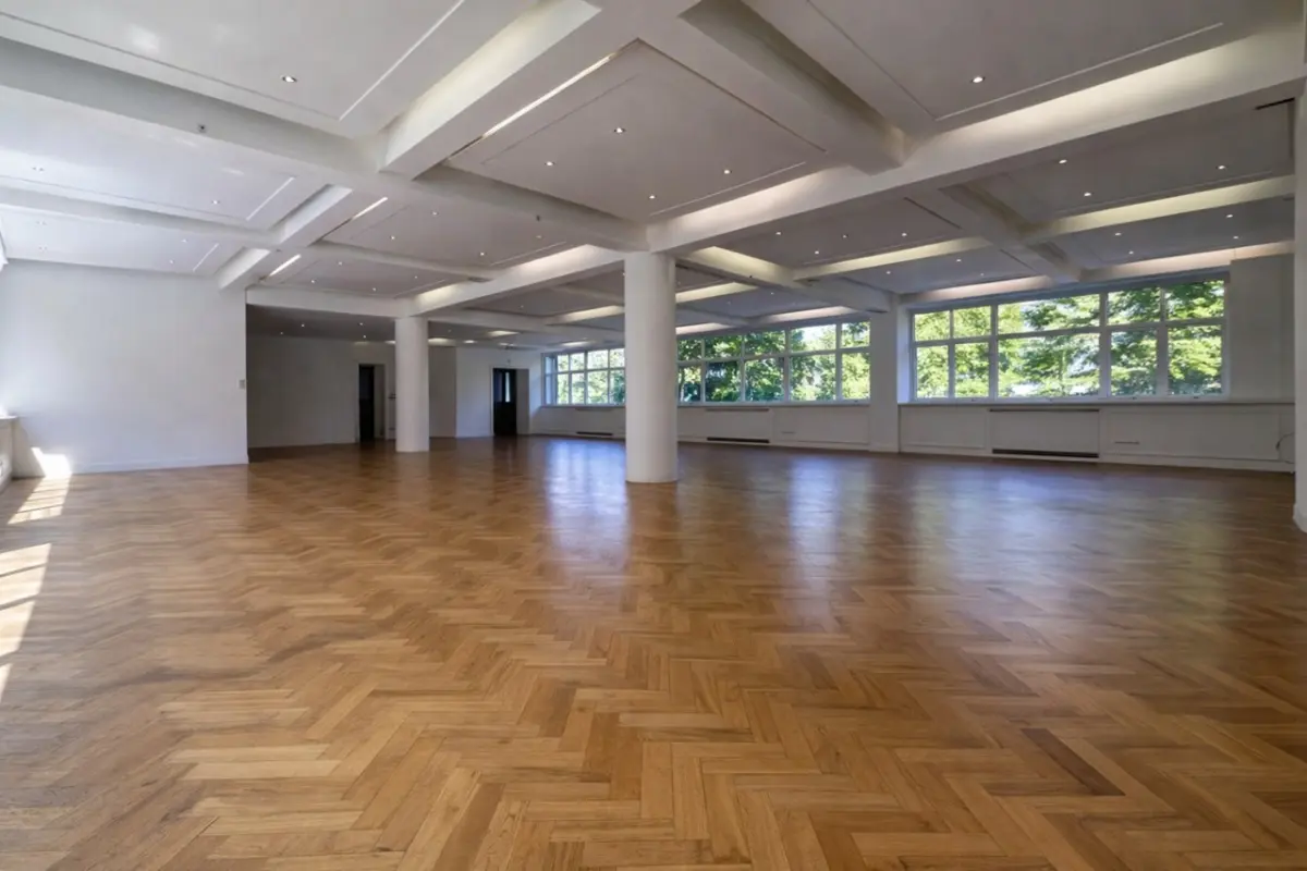 Handelszaak te  huur in Antwerpen 2000 4675.00€  slaapkamers 420.00m² - Zoekertje 686363