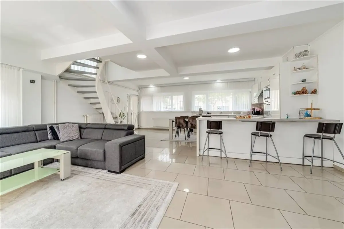 Huis te  koop in Hoboken 2660 475000.00€ 4 slaapkamers 201.00m² - Zoekertje 687472