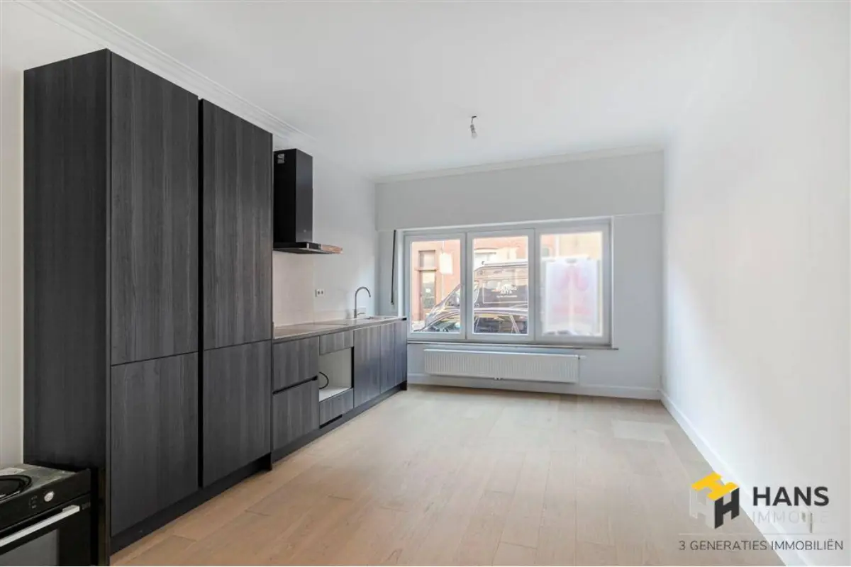 Benedenverdieping te  koop in Wilrijk 2610 234000.00€ 2 slaapkamers 78.00m² - Zoekertje 687683