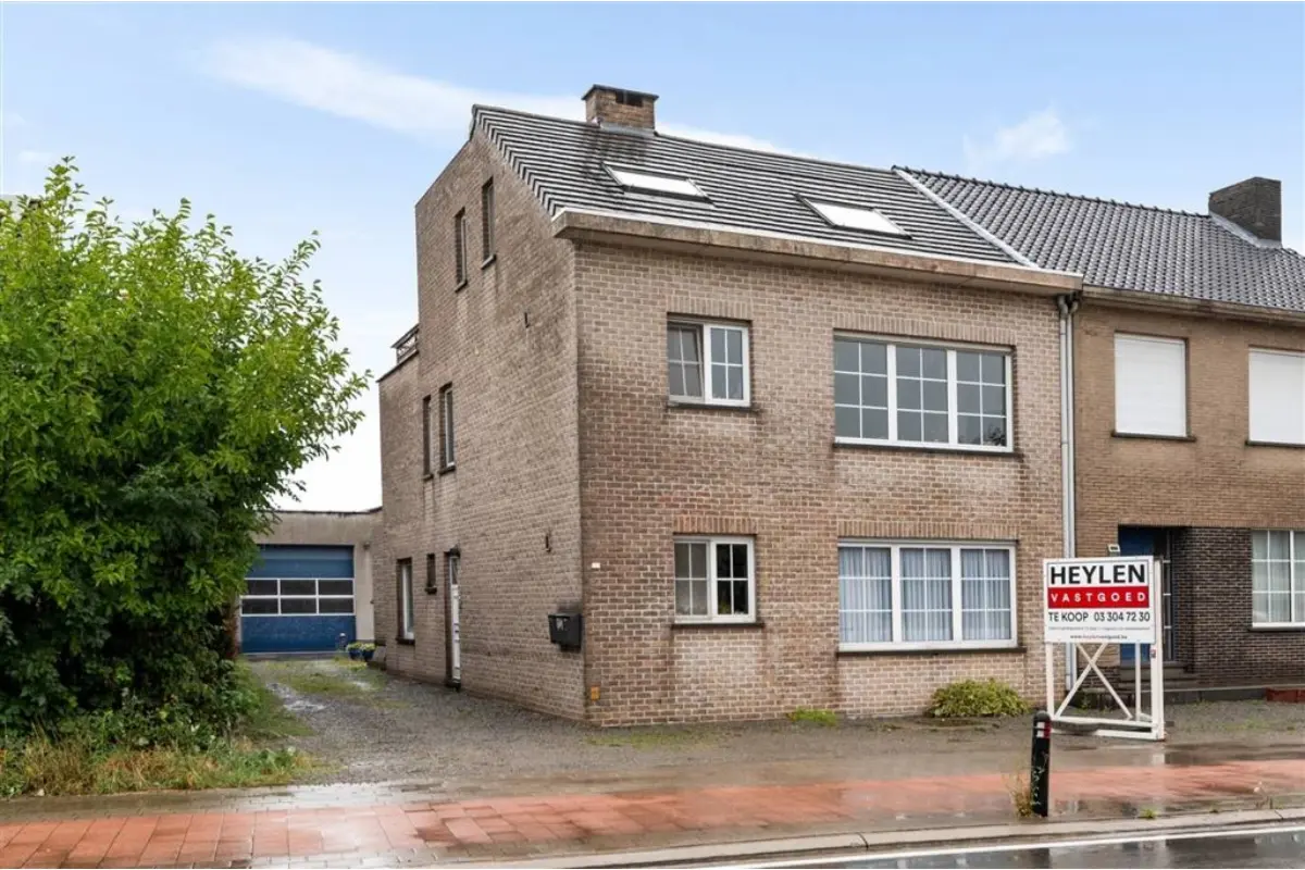 Appartementsgebouw te  koop in Duffel 2570 695000.00€ 6 slaapkamers 256.00m² - Zoekertje 687510