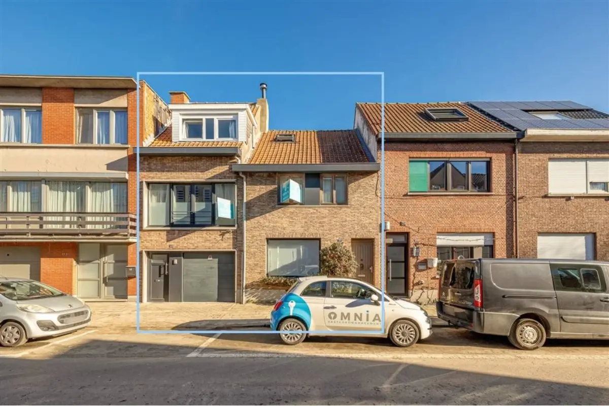 Huis te  koop in Burcht 2070 489000.00€ 3 slaapkamers 225.00m² - Zoekertje 712505