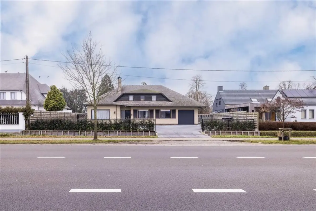 Huis te  koop in Oostmalle 2390 519900.00€ 3 slaapkamers 167.00m² - Zoekertje 689464