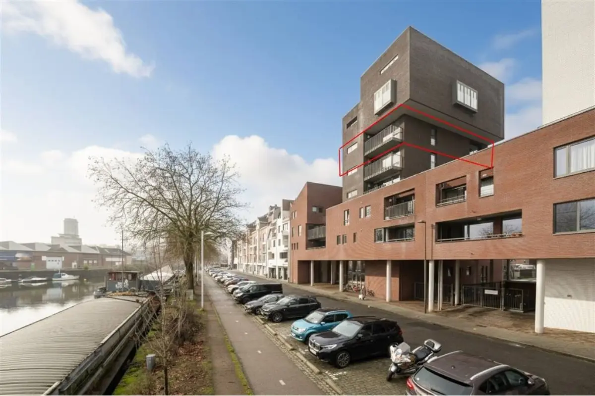 Appartement te  koop in Mechelen 2800 890000.00€ 2 slaapkamers 117.00m² - Zoekertje 690397