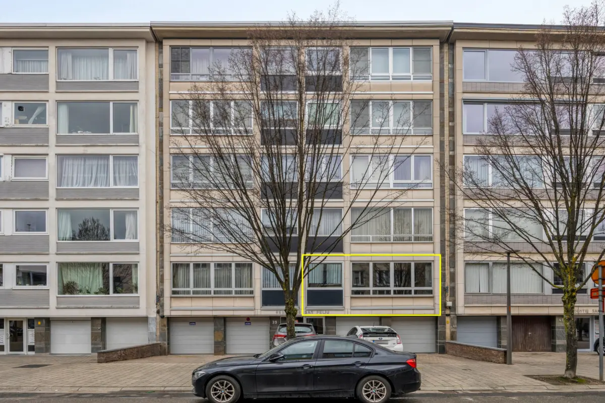 Appartement te  koop in Borgerhout 2140 209000.00€ 2 slaapkamers 90.00m² - Zoekertje 690785