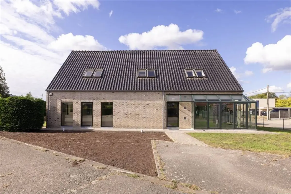 Huis te  koop in Herselt 2230 435000.00€ 2 slaapkamers 291.00m² - Zoekertje 691991