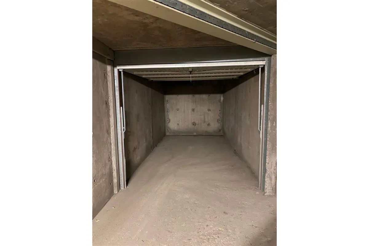 Box te  koop in Deurne 2100 16500.00€  slaapkamers m² - Zoekertje 693144