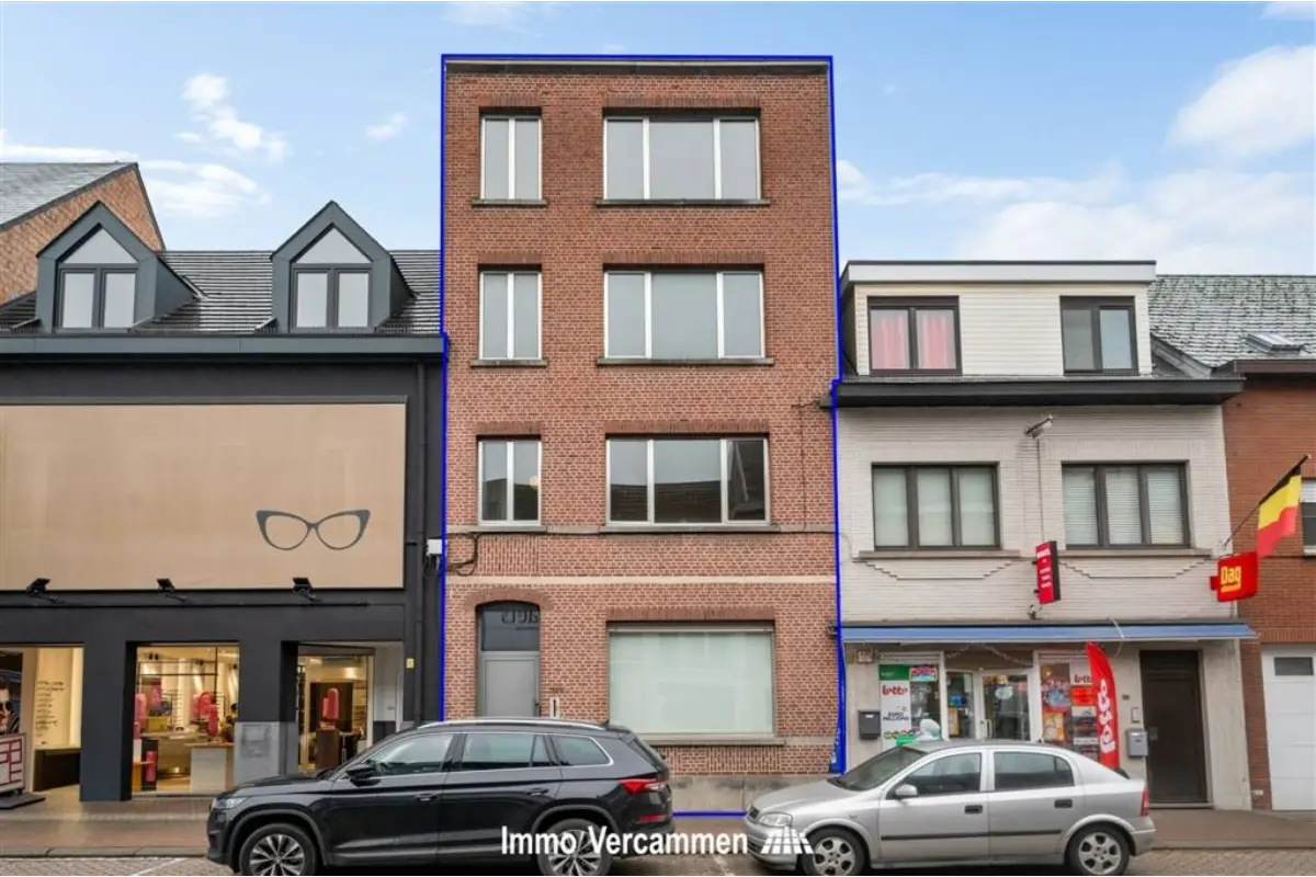 Appartementsgebouw te  koop in Putte 2580 349000.00€ 4 slaapkamers 269.00m² - Zoekertje 692684