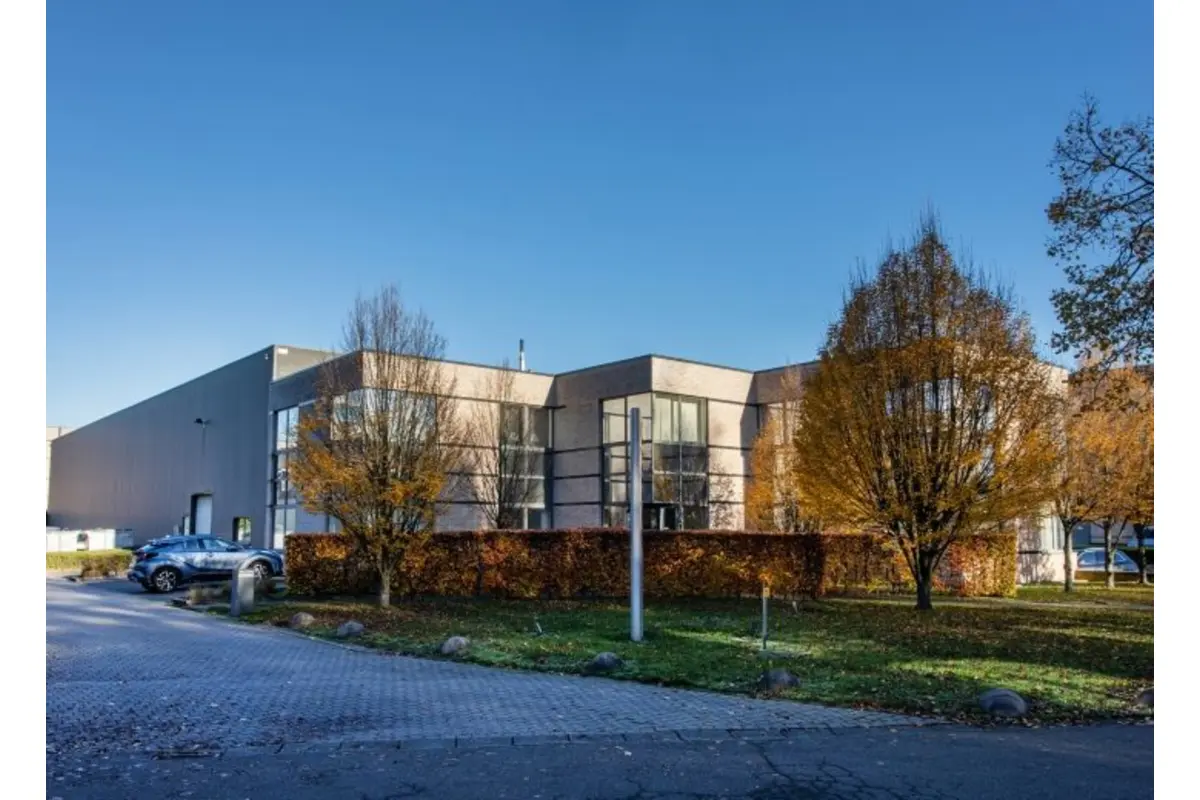 Handelszaak te  huur in Mechelen 2800 0.00€  slaapkamers 539.00m² - Zoekertje 694399