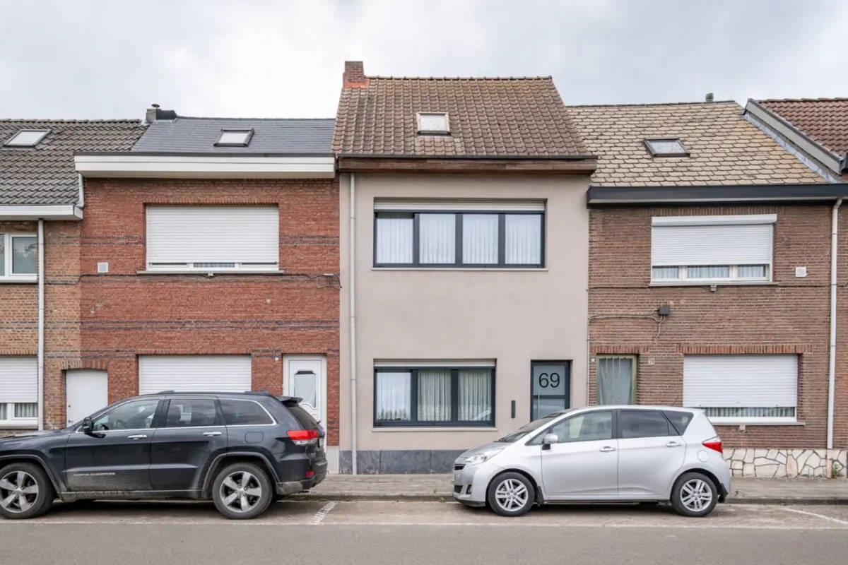 Huis te  koop in Niel 2845 290000.00€ 3 slaapkamers 140.00m² - Zoekertje 695079