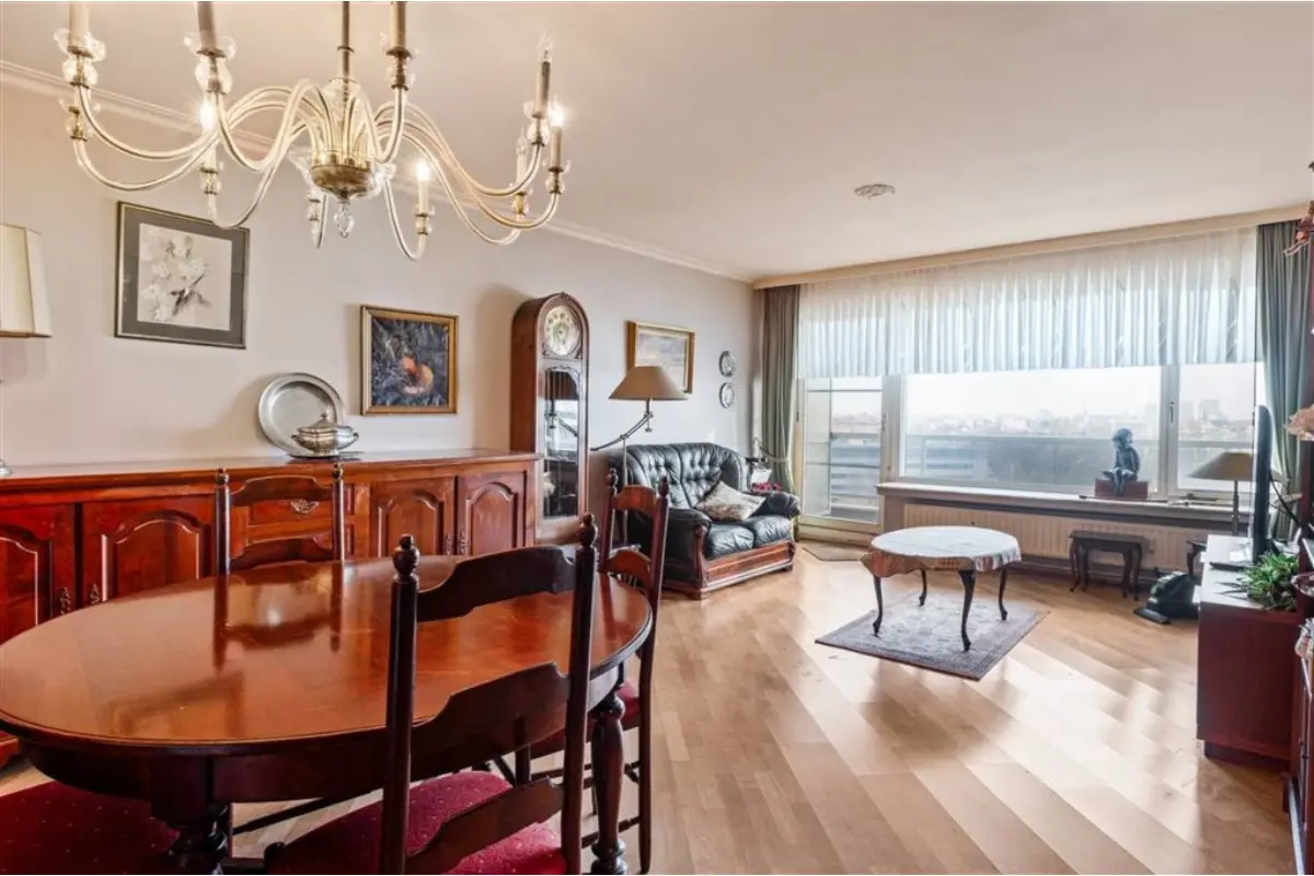 Appartement te  koop in Borgerhout 2140 184000.00€ 2 slaapkamers 88.00m² - Zoekertje 697789