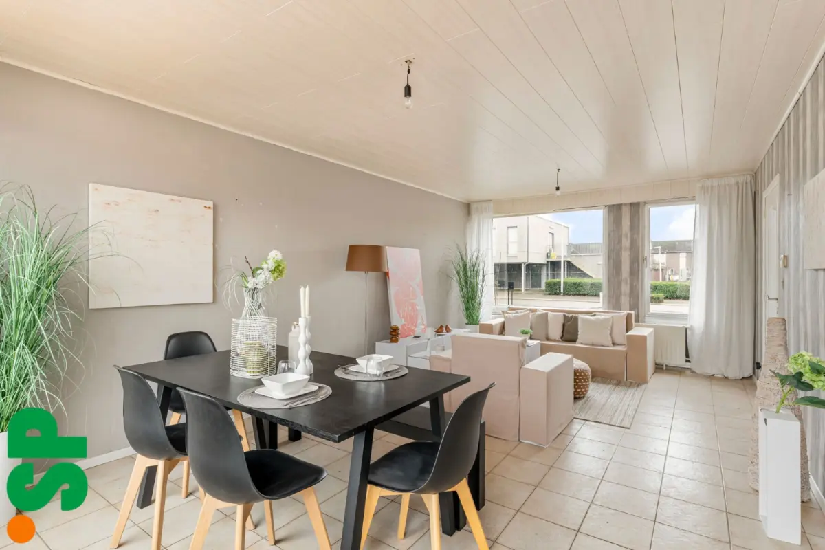 Huis te  koop in Laakdal 2430 249000.00€ 3 slaapkamers 136.00m² - Zoekertje 697528