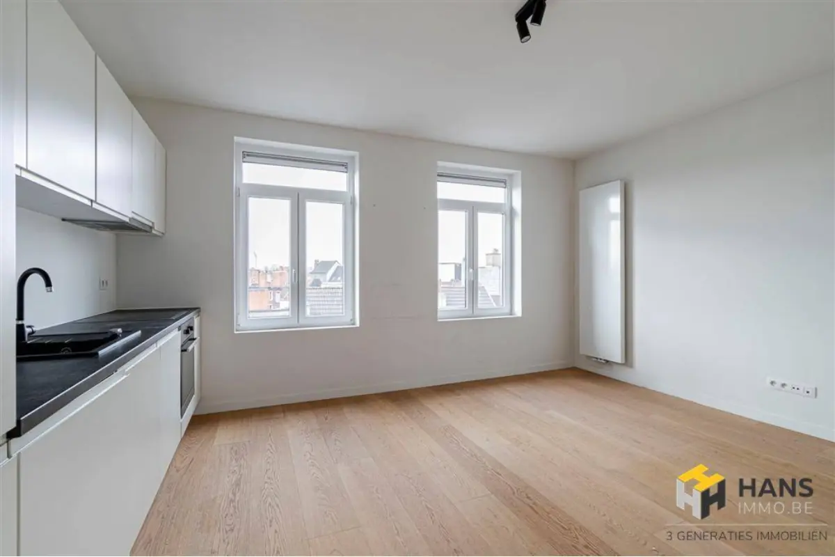 Appartement te  koop in Antwerpen 2020 192000.00€ 1 slaapkamers 42.00m² - Zoekertje 698891