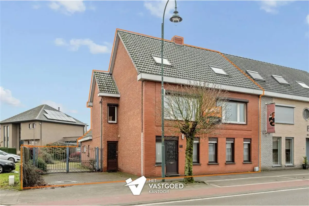 Huis te  koop in Balen 2490 285000.00€ 4 slaapkamers 215.00m² - Zoekertje 699078