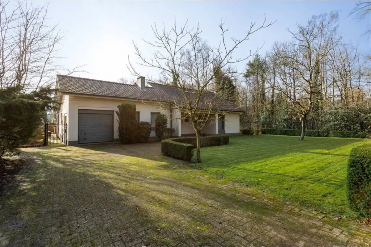 Huis te  koop in Zoersel 2980 498000.00€ 3 slaapkamers 297.00m² - Zoekertje 698532