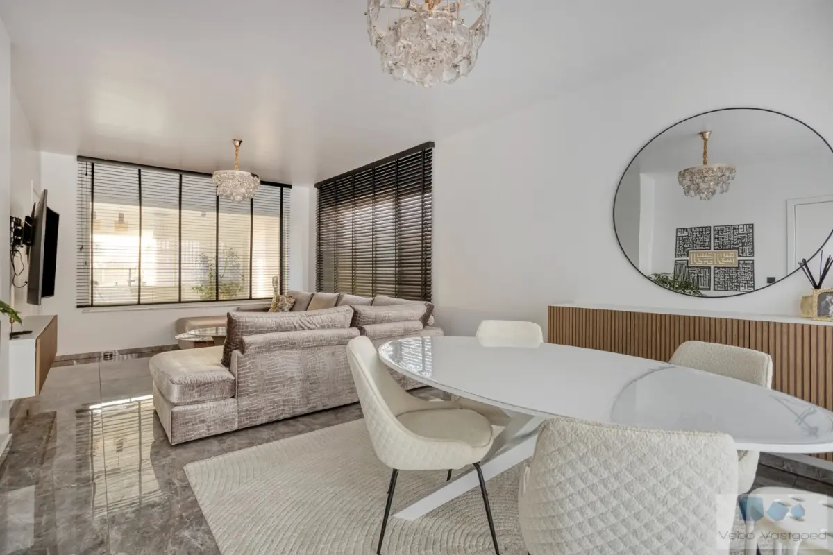 Huis te  koop in Herenthout 2270 485000.00€ 3 slaapkamers 141.00m² - Zoekertje 699446