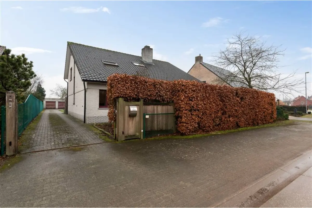 Huis te  koop in Arendonk 2370 569000.00€ 5 slaapkamers 270.00m² - Zoekertje 700894