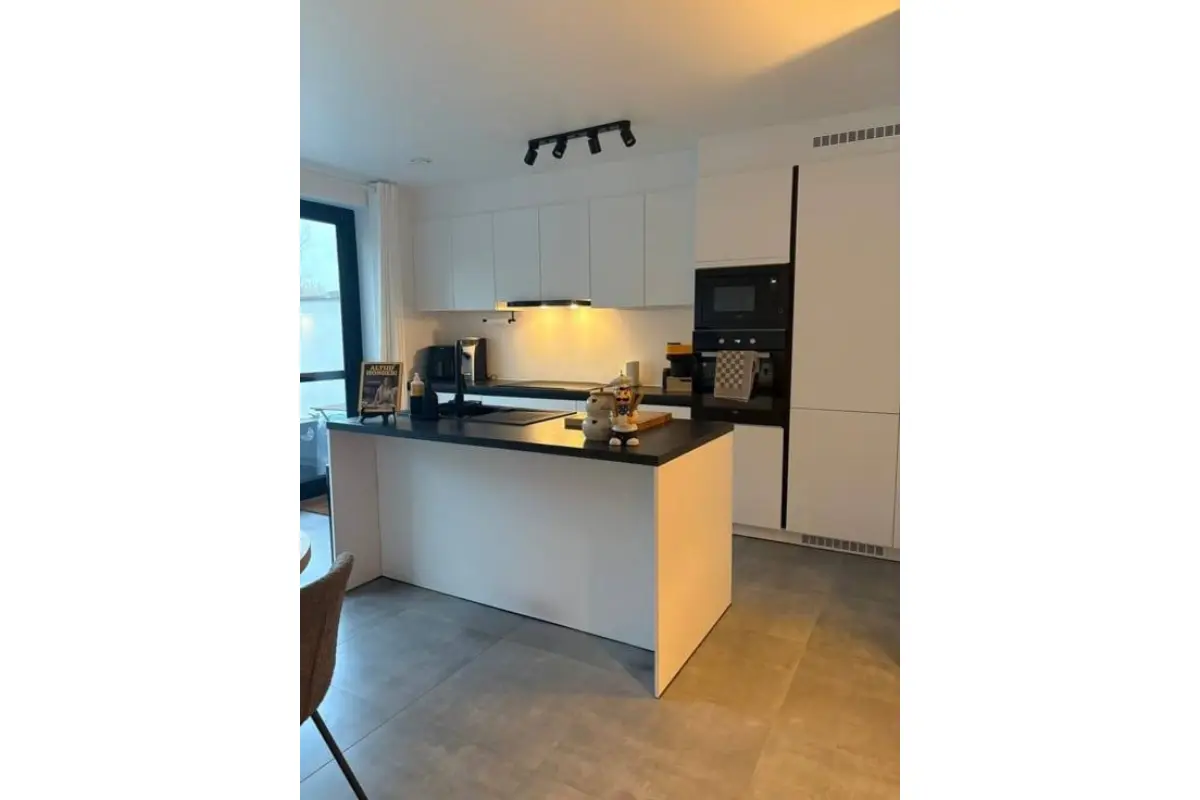 Appartement te  koop in Hemiksem 2620 358000.00€ 2 slaapkamers 95.00m² - Zoekertje 701985