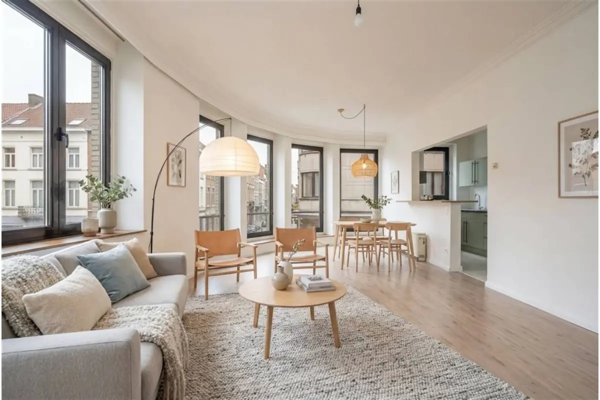 Appartement te  koop in Mortsel 2640 169000.00€ 2 slaapkamers 66.00m² - Zoekertje 702281