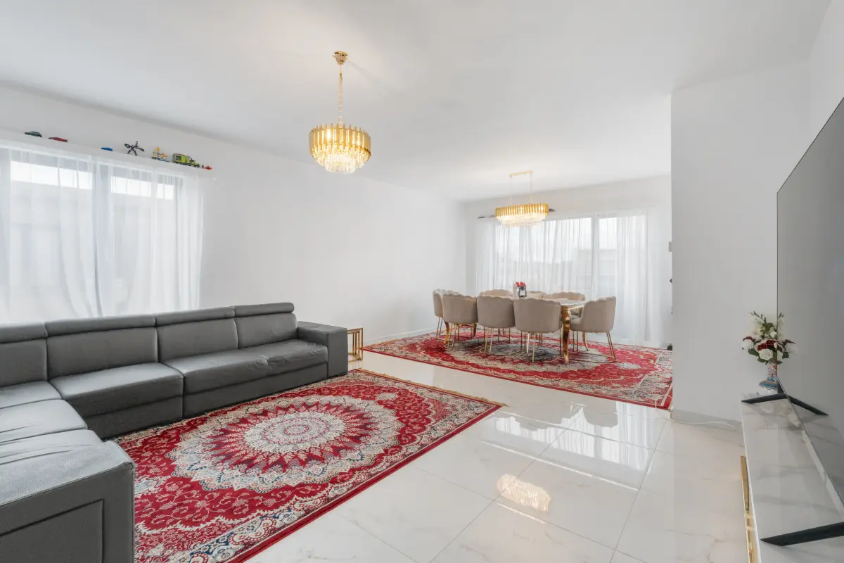 Appartement te  koop in Zwijndrecht 2070 275000.00€ 3 slaapkamers 100.00m² - Zoekertje 703555