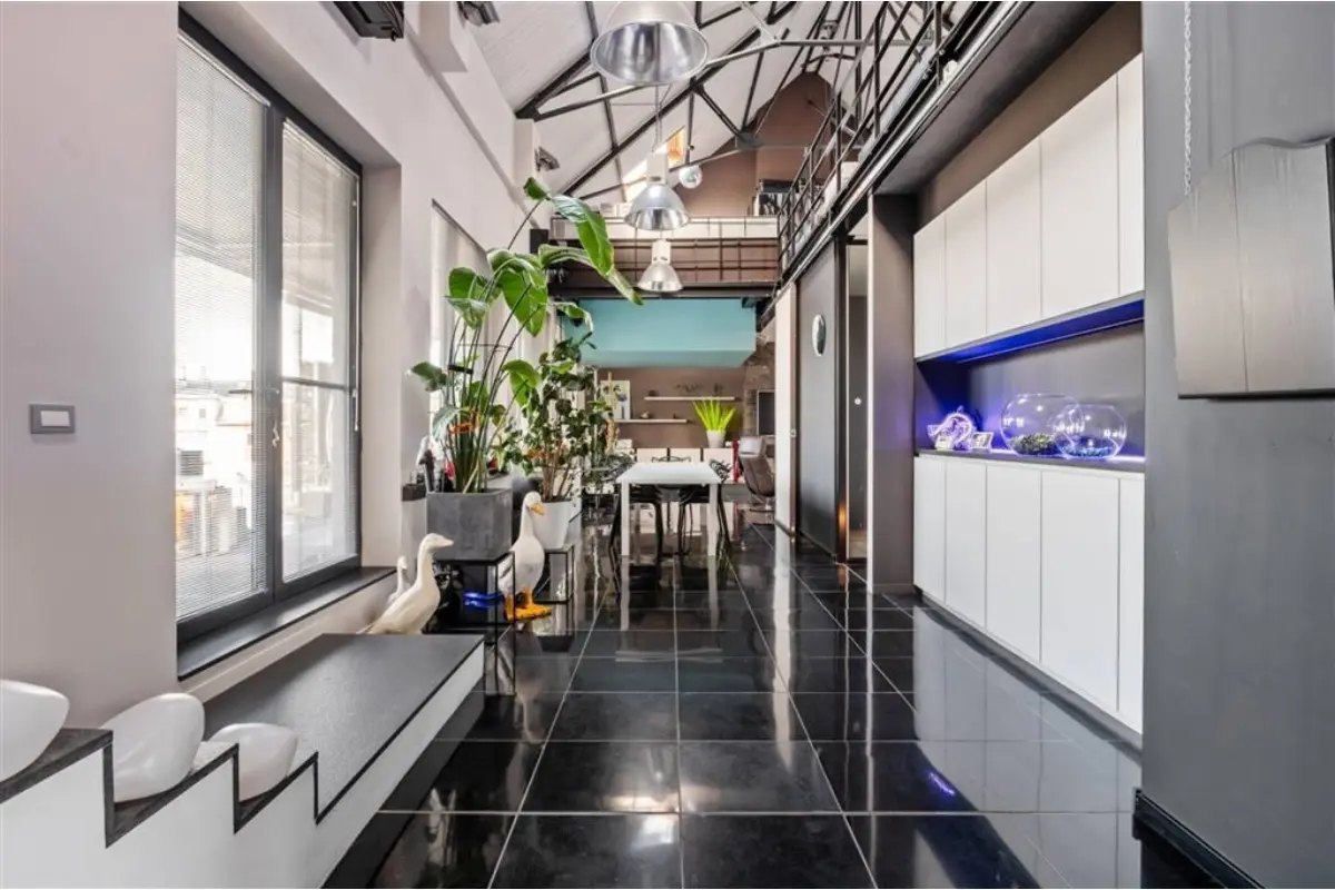 Loft te  koop in Wijnegem 2110 667000.00€ 3 slaapkamers 272.00m² - Zoekertje 703397