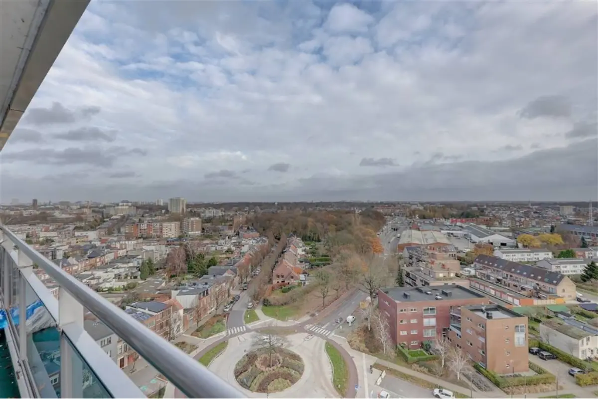 Appartement te  koop in Wilrijk 2610 214500.00€ 2 slaapkamers 88.00m² - Zoekertje 705130