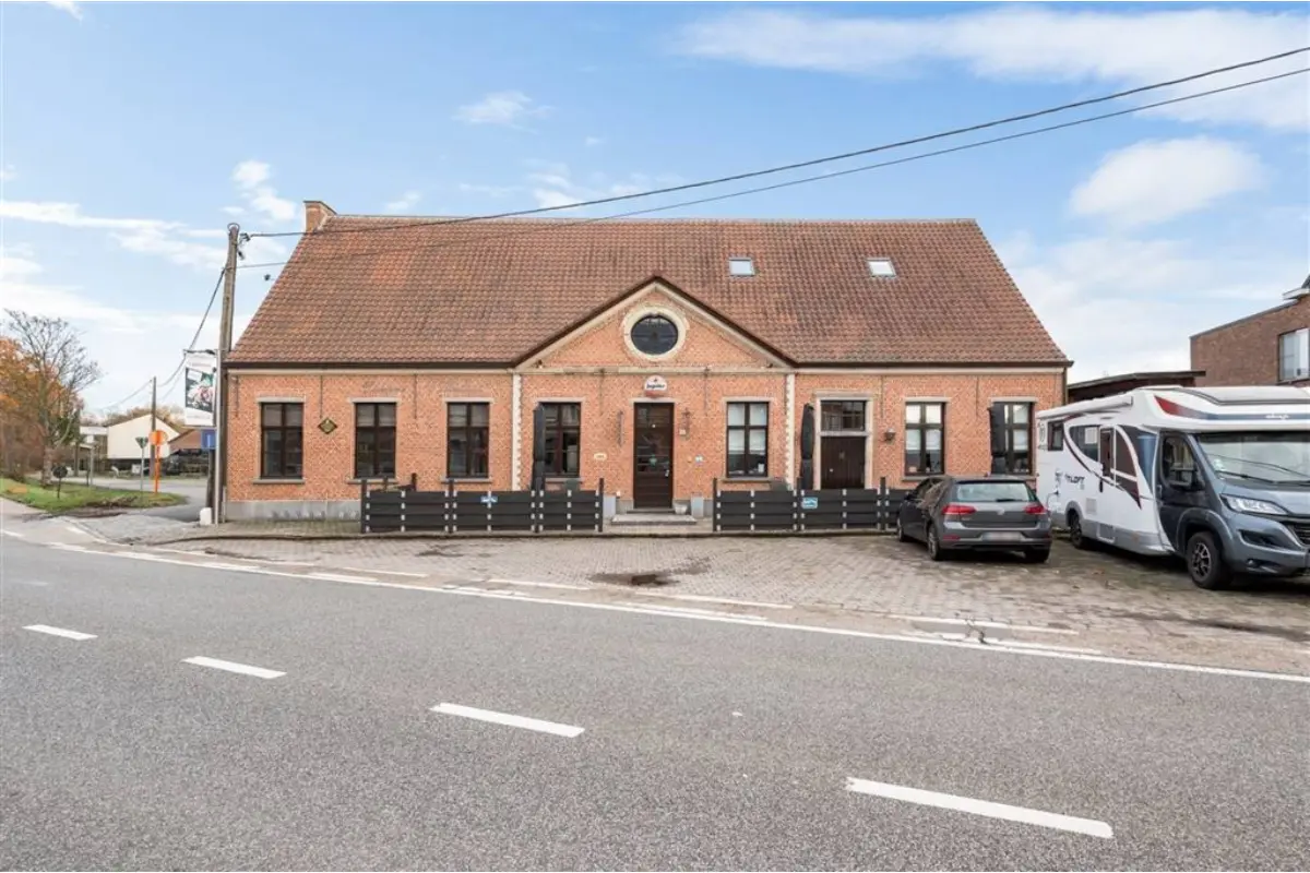 Handelszaak te  koop in Lier 2500 699000.00€ 3 slaapkamers 509.00m² - Zoekertje 705670
