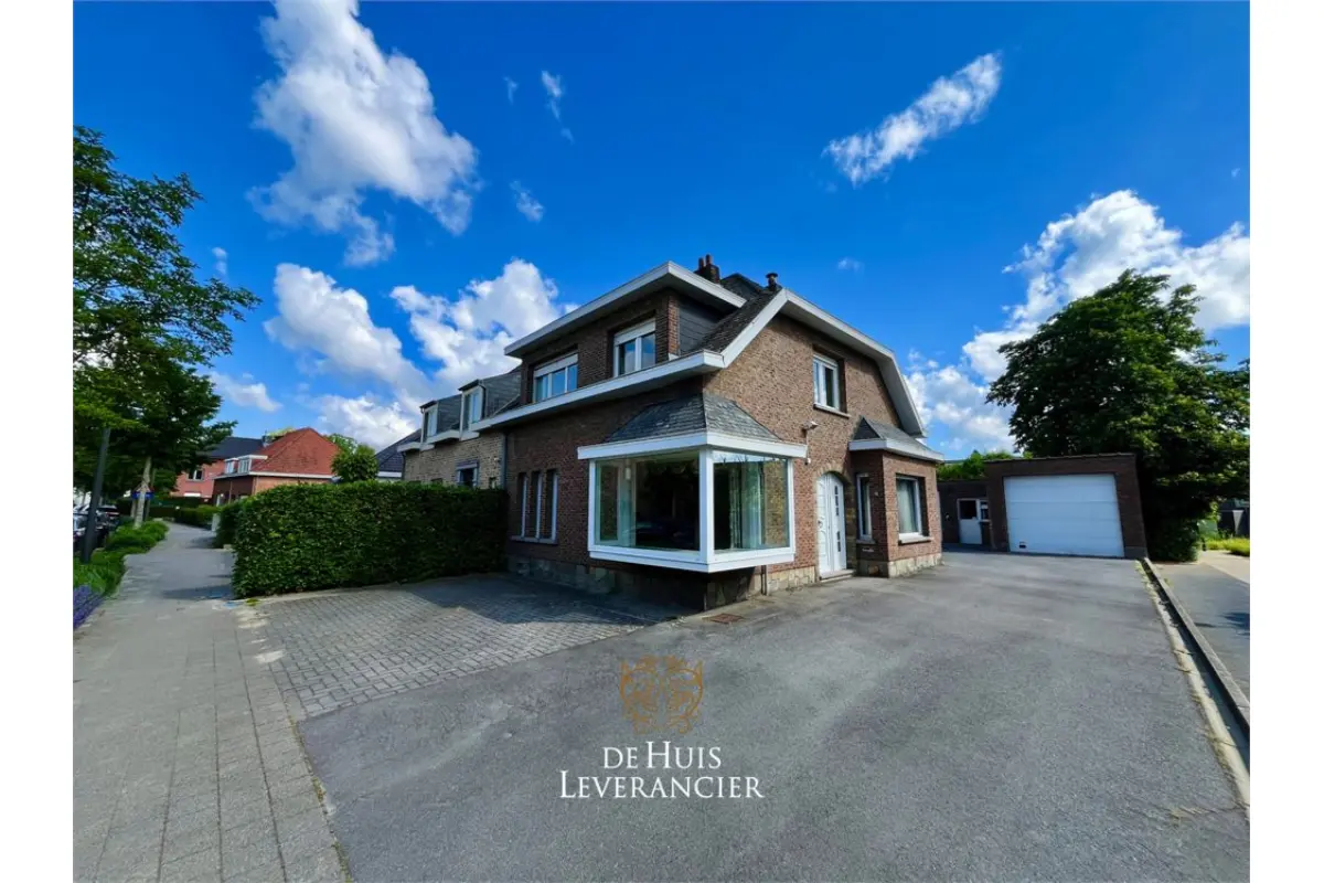 Huis te  koop in Kontich 2550 485000.00€ 3 slaapkamers 145.00m² - Zoekertje 705767