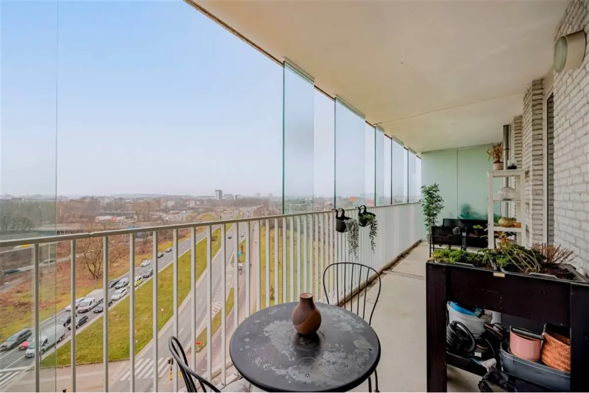 Appartement te  koop in Borgerhout 2140 279000.00€ 2 slaapkamers 83.00m² - Zoekertje 706071