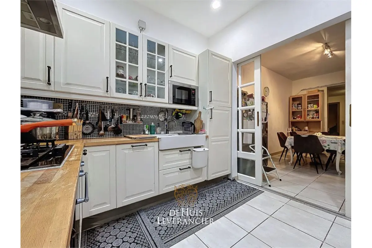 Huis te  koop in Boom 2850 399000.00€ 7 slaapkamers 241.00m² - Zoekertje 705768