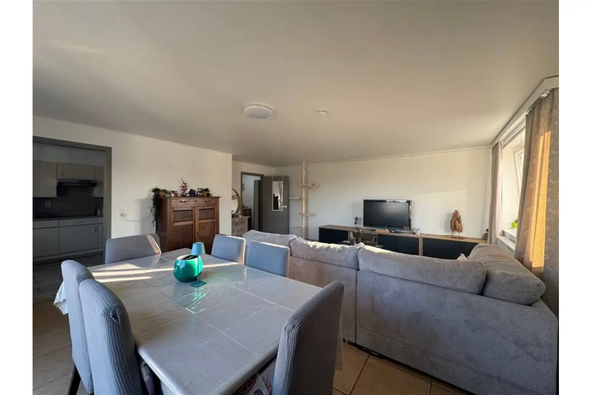 Appartement te  huur in Hulshout 2235 795.00€ 2 slaapkamers m² - Zoekertje 705680