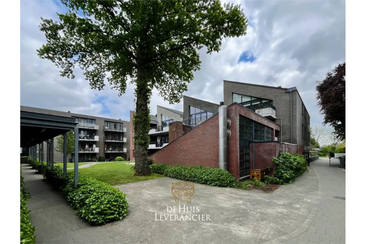 Appartement te  koop in Kontich 2550 185000.00€ 1 slaapkamers 60.00m² - Zoekertje 705769