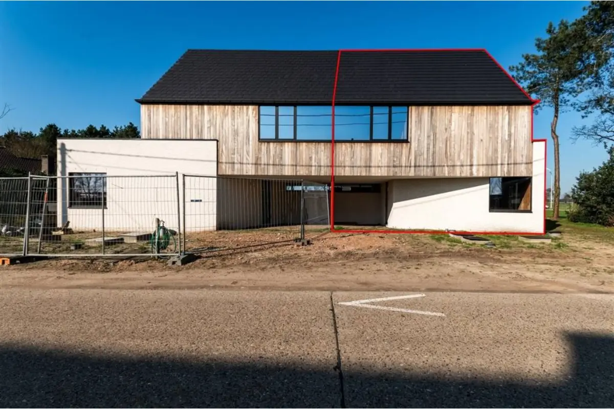 Huis te  koop in Retie 2470 370000.00€ 3 slaapkamers 176.00m² - Zoekertje 707213