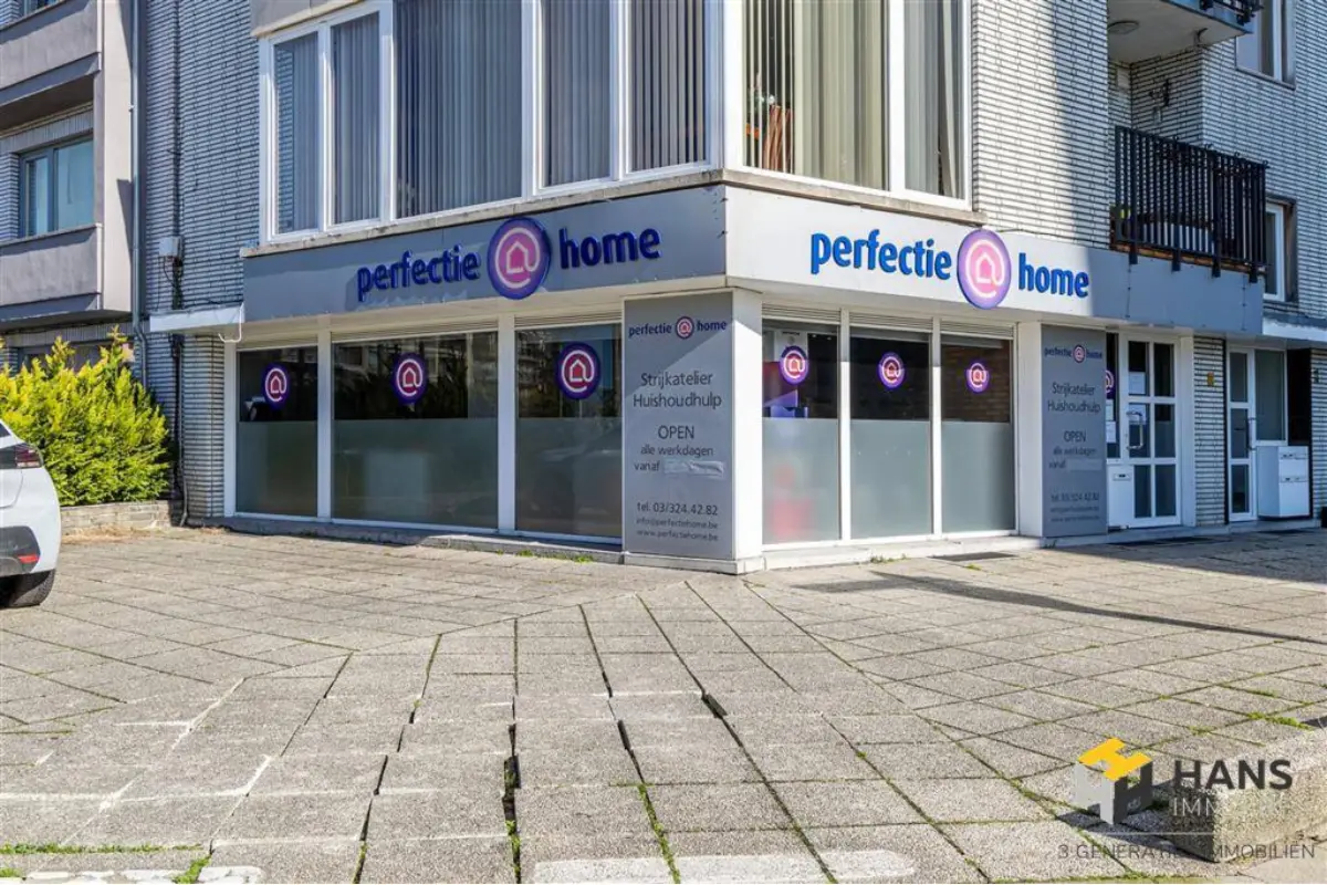 Handelszaak te  koop in Deurne 2100 300000.00€  slaapkamers 141.00m² - Zoekertje 707388