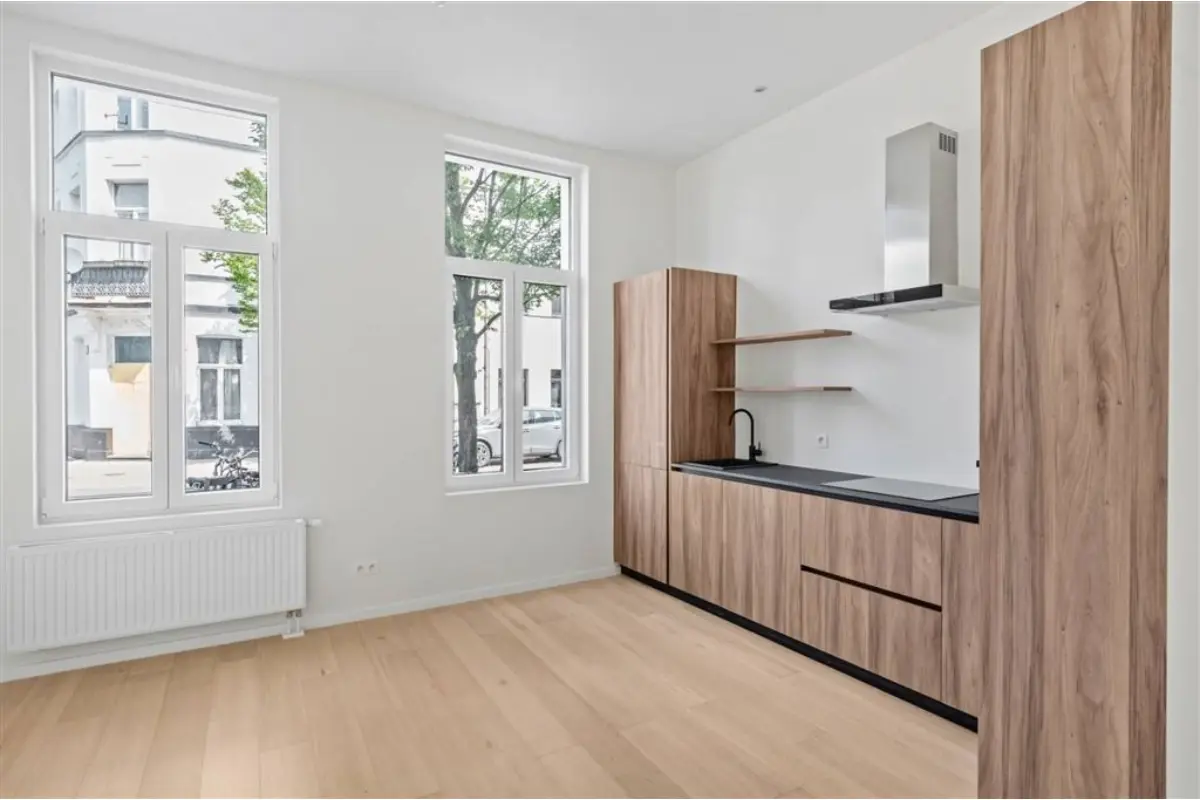 Benedenverdieping te  koop in Antwerpen 2060 259000.00€ 2 slaapkamers 72.00m² - Zoekertje 708100