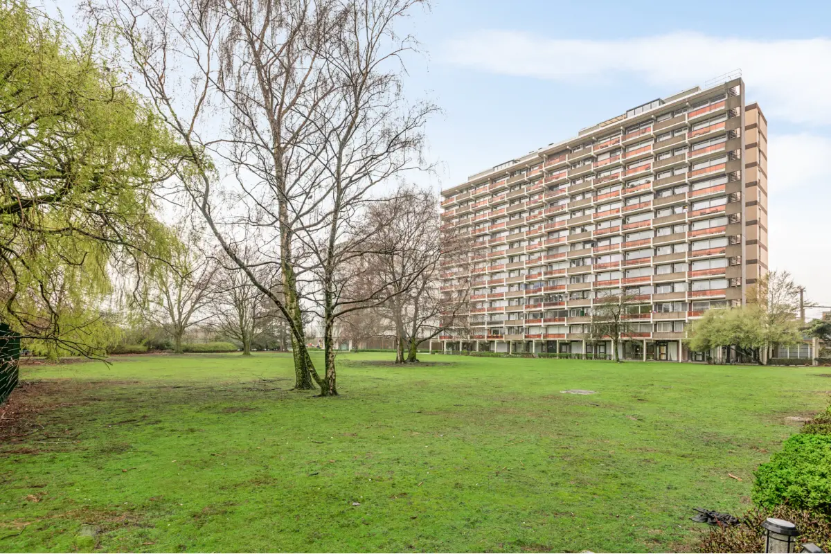 Appartement te  koop in Borgerhout 2140 179000.00€ 2 slaapkamers 83.00m² - Zoekertje 710354