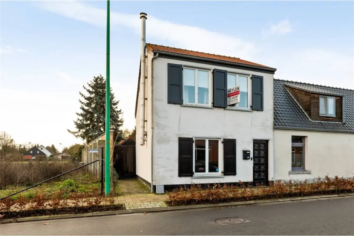 Huis te  koop in Essen 2910 375000.00€ 3 slaapkamers 127.00m² - Zoekertje 710107