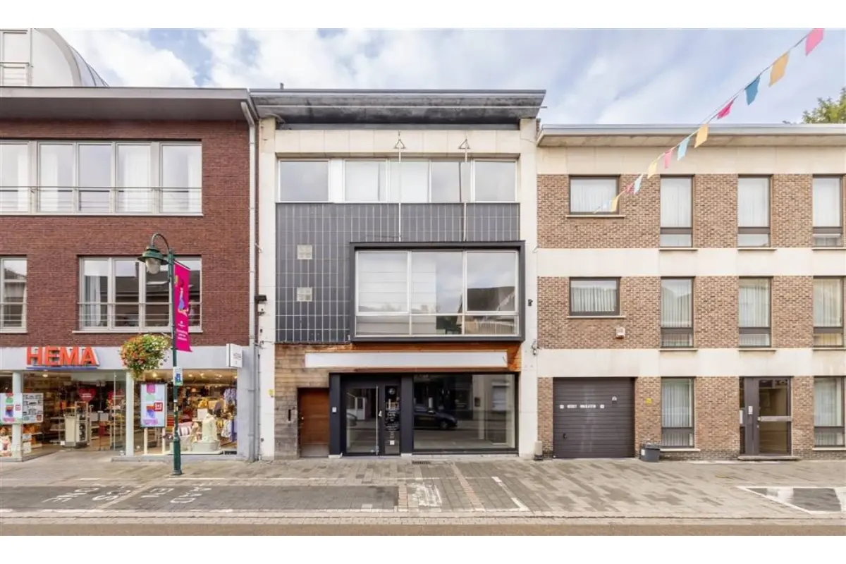 Handelszaak te  huur in Heist-op-den-Berg 2220 2100.00€  slaapkamers 140.00m² - Zoekertje 709340