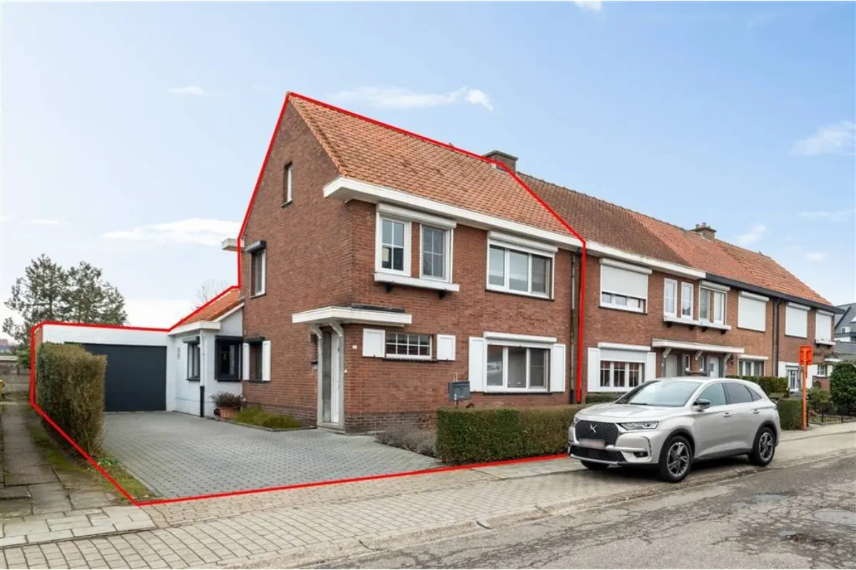 Huis te  koop in Geel 2440 369000.00€ 3 slaapkamers 143.00m² - Zoekertje 709219