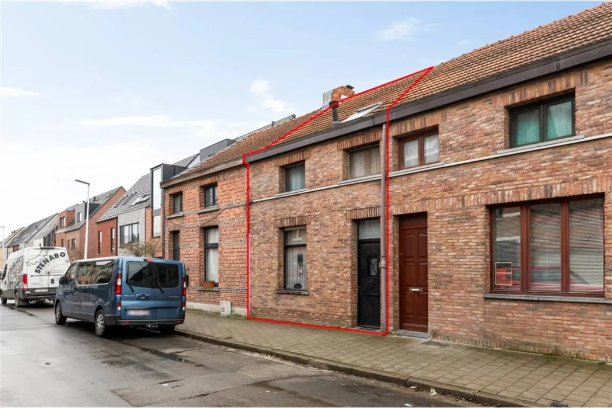 Huis te  koop in Edegem 2650 349000.00€ 3 slaapkamers 170.00m² - Zoekertje 710026