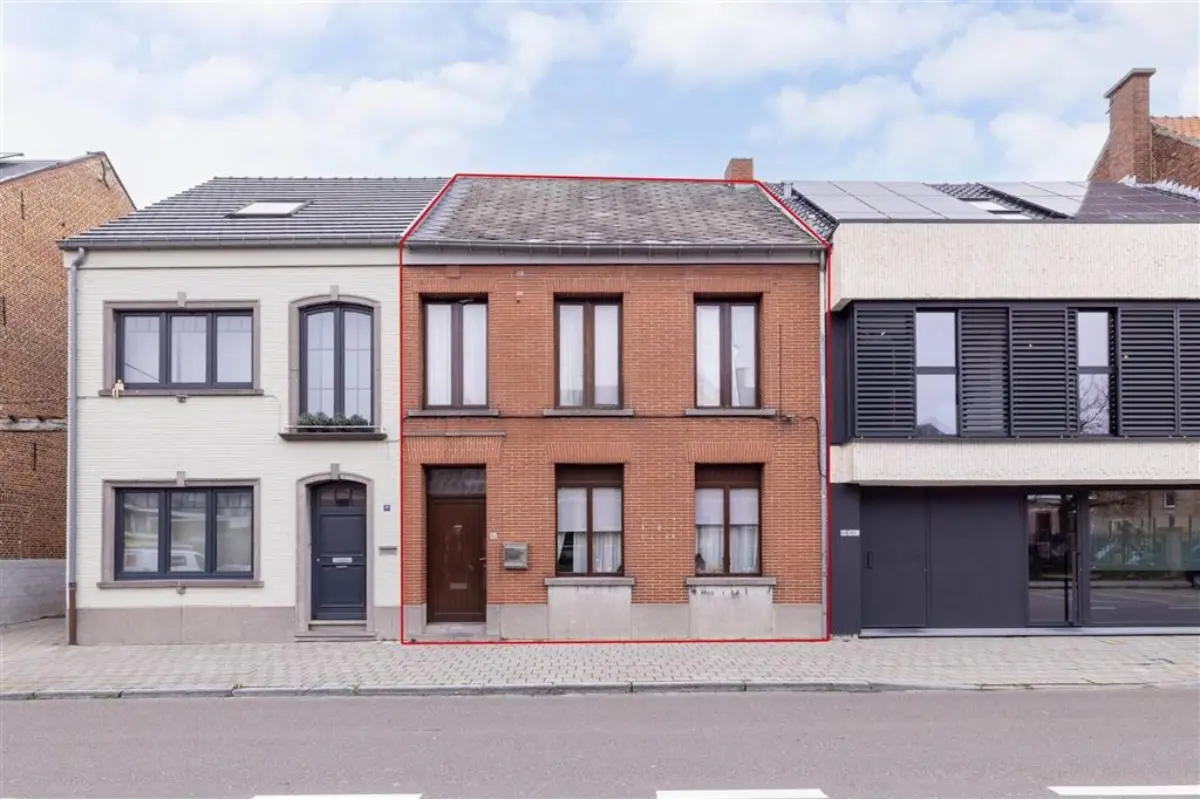 Huis te  koop in Geel 2440 199900.00€ 3 slaapkamers 180.00m² - Zoekertje 709222