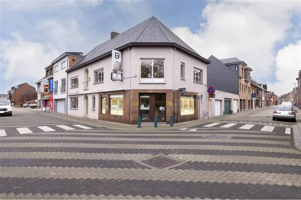 Huis te  koop in Herenthout 2270 375000.00€ 5 slaapkamers 285.00m² - Zoekertje 709837