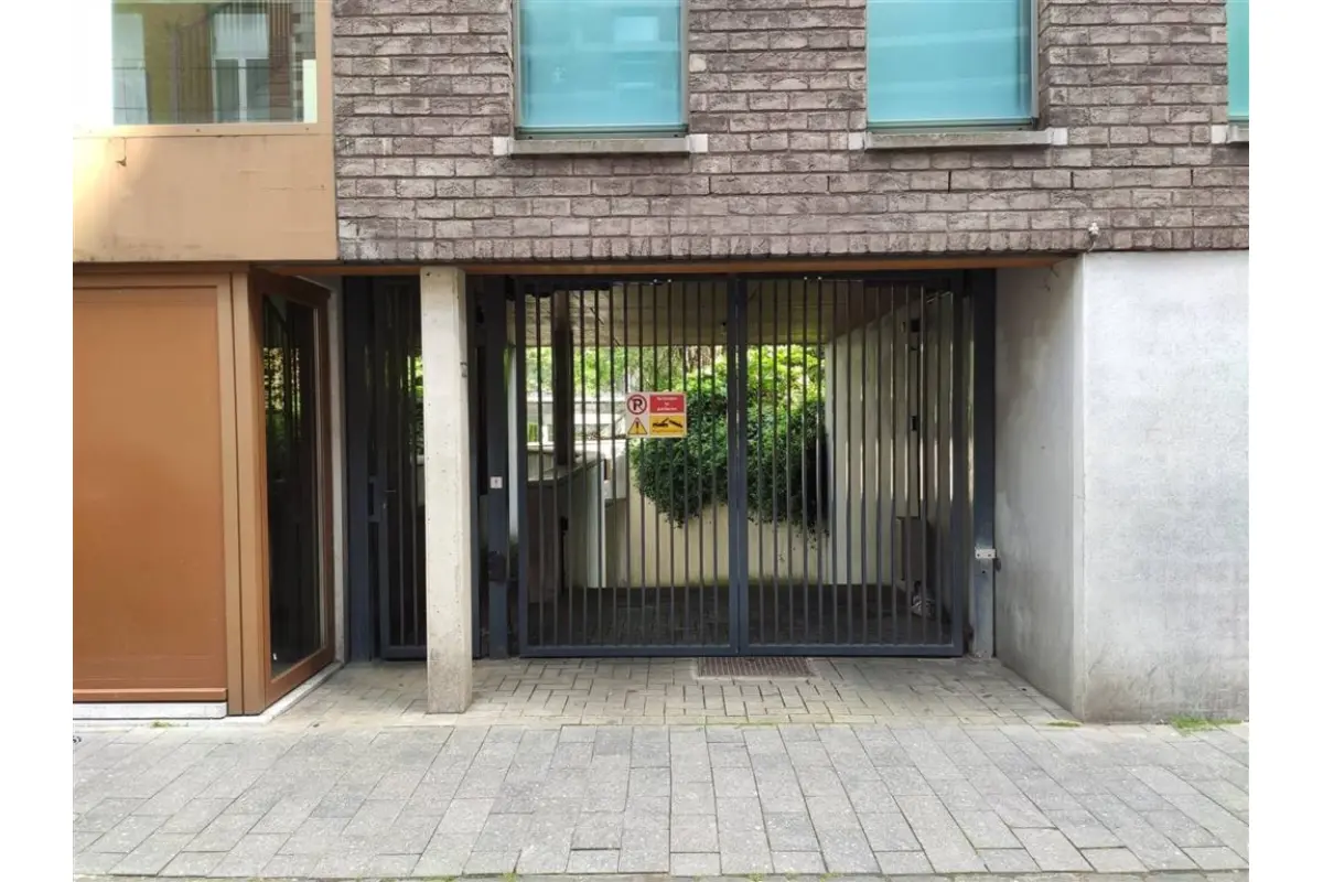 Box te  huur in Antwerpen 2060 160.00€  slaapkamers m² - Zoekertje 709970