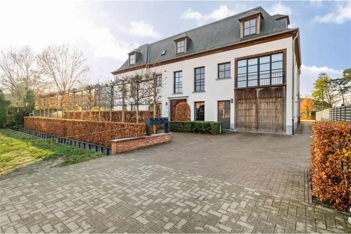 Appartement te  koop in Wechelderzande 2275 425000.00€ 2 slaapkamers 141.00m² - Zoekertje 709872