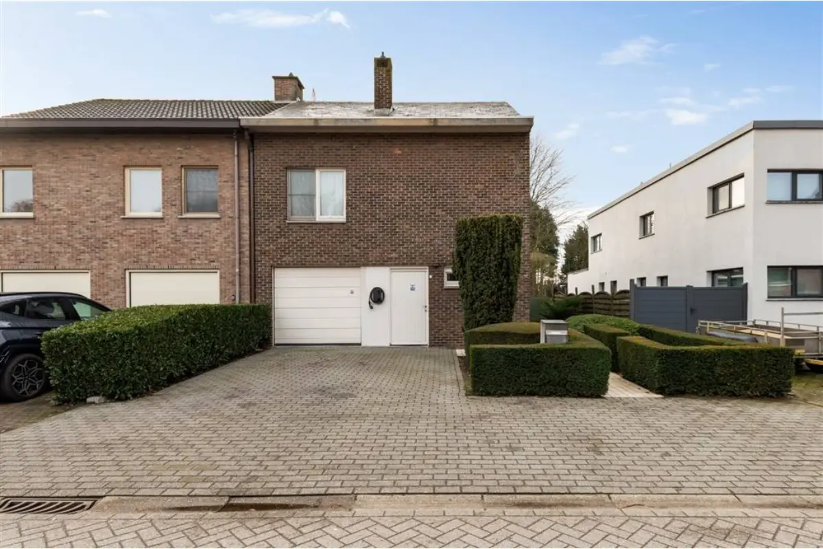 Huis te  koop in Wommelgem 2160 499500.00€ 4 slaapkamers 250.00m² - Zoekertje 709991