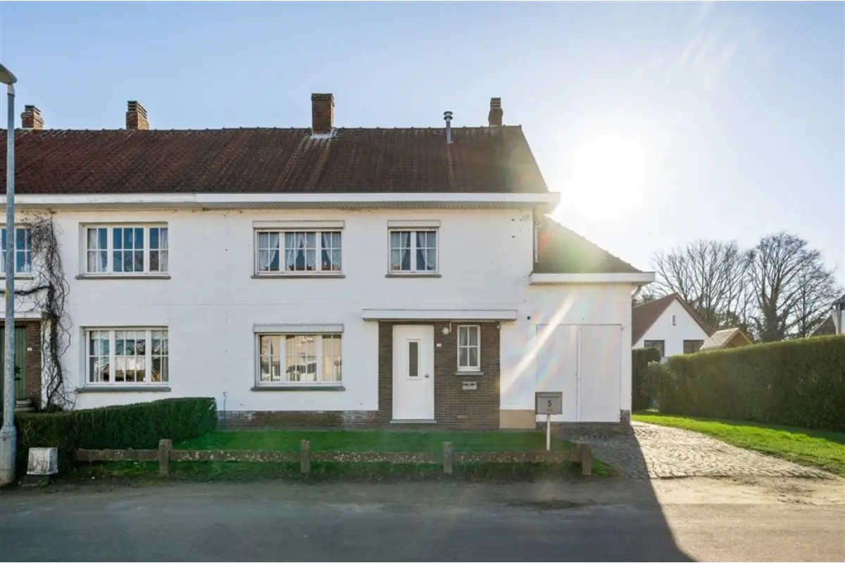 Huis te  koop in Herentals 2200 279000.00€ 3 slaapkamers 122.00m² - Zoekertje 709848