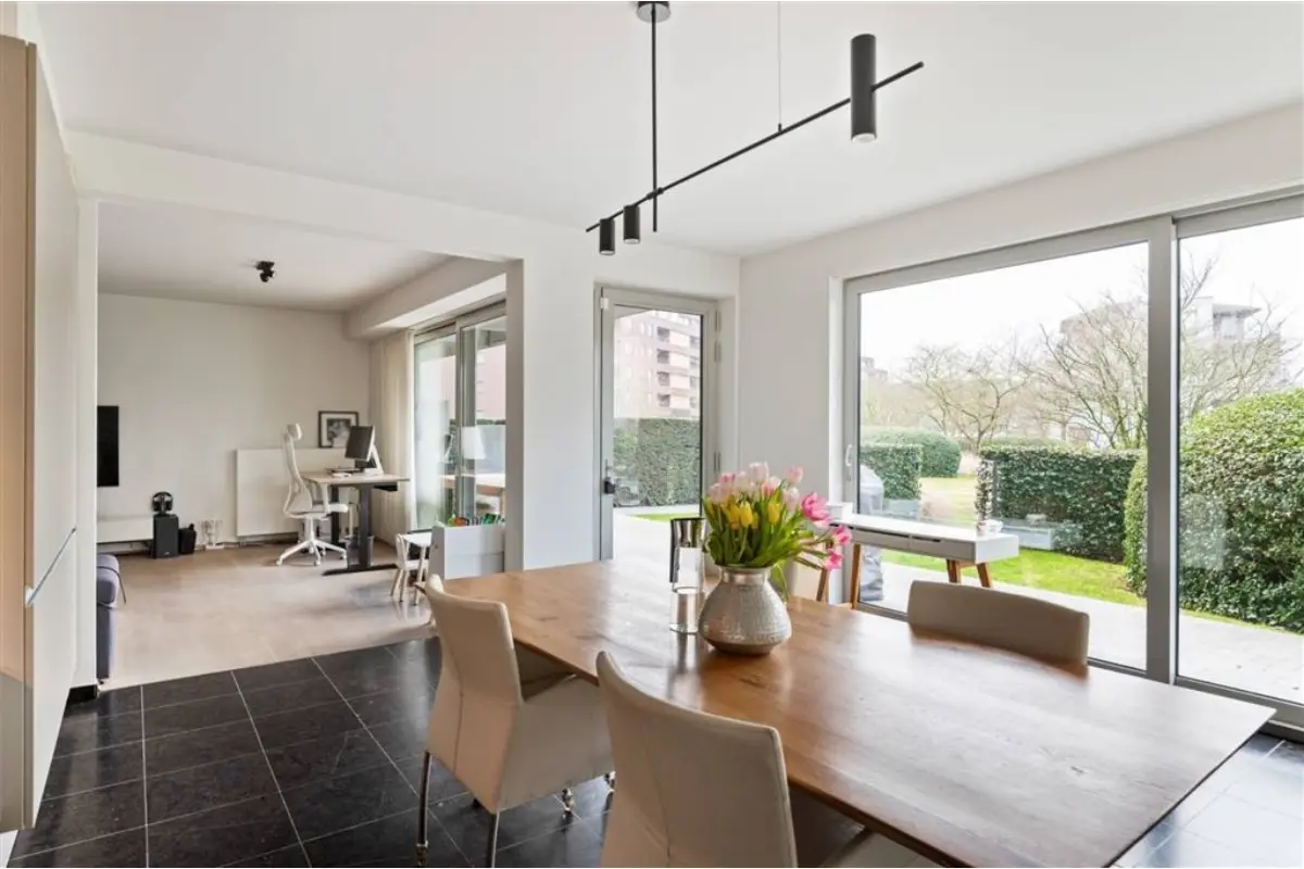 Appartement te  koop in Berchem 2600 497000.00€ 3 slaapkamers 135.00m² - Zoekertje 713535