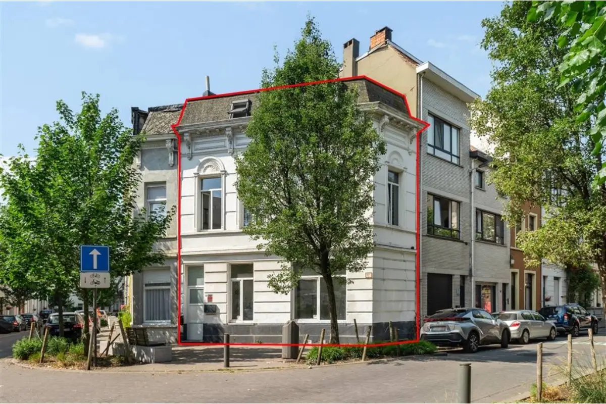Appartementsgebouw te  koop in Antwerpen 2060 275000.00€ 3 slaapkamers 81.00m² - Zoekertje 712893