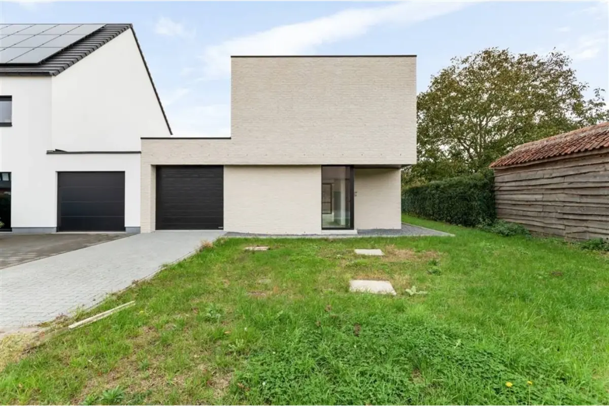 Huis te  koop in Lichtaart 2460 499000.00€ 3 slaapkamers 127.00m² - Zoekertje 713607