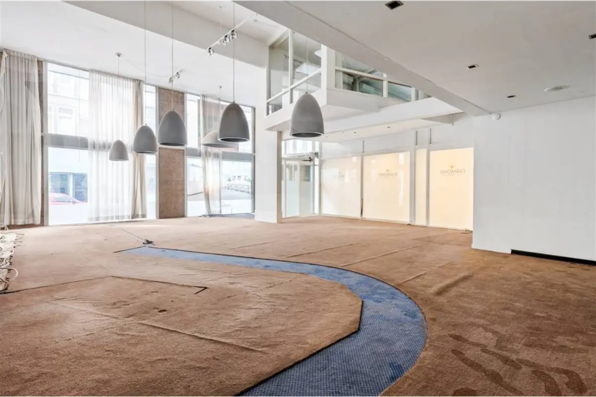 Handelszaak te  koop in Antwerpen 2018 750000.00€  slaapkamers 817.00m² - Zoekertje 713533