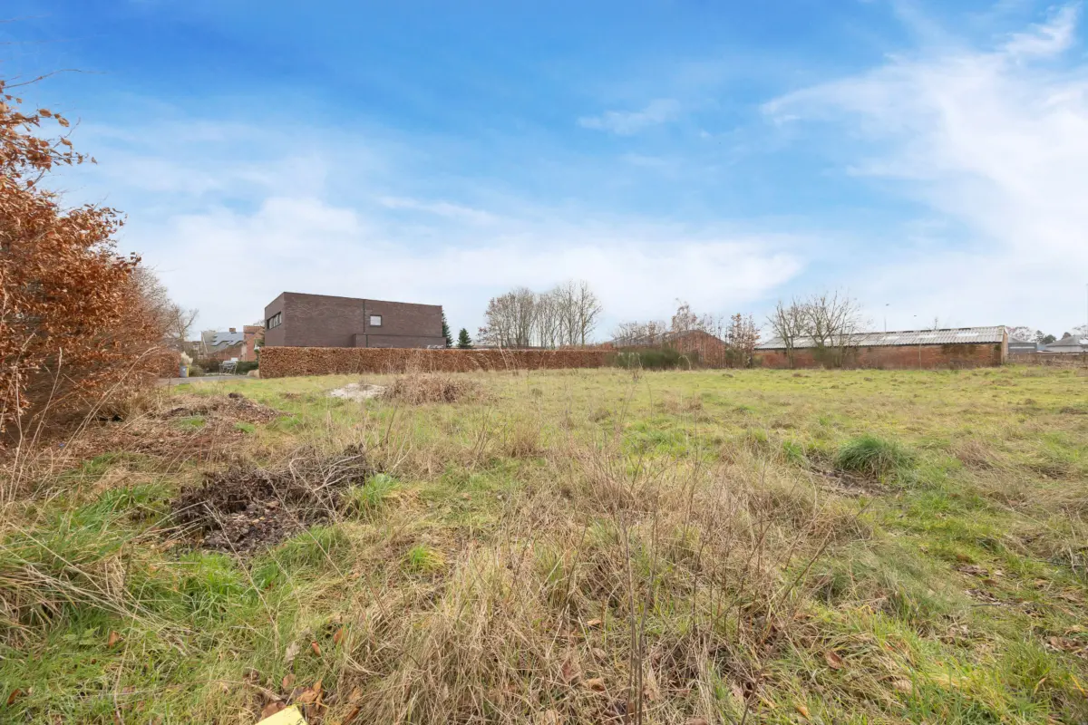 Grond te  koop in Weelde 2381 360000.00€  slaapkamers m² - Zoekertje 712637